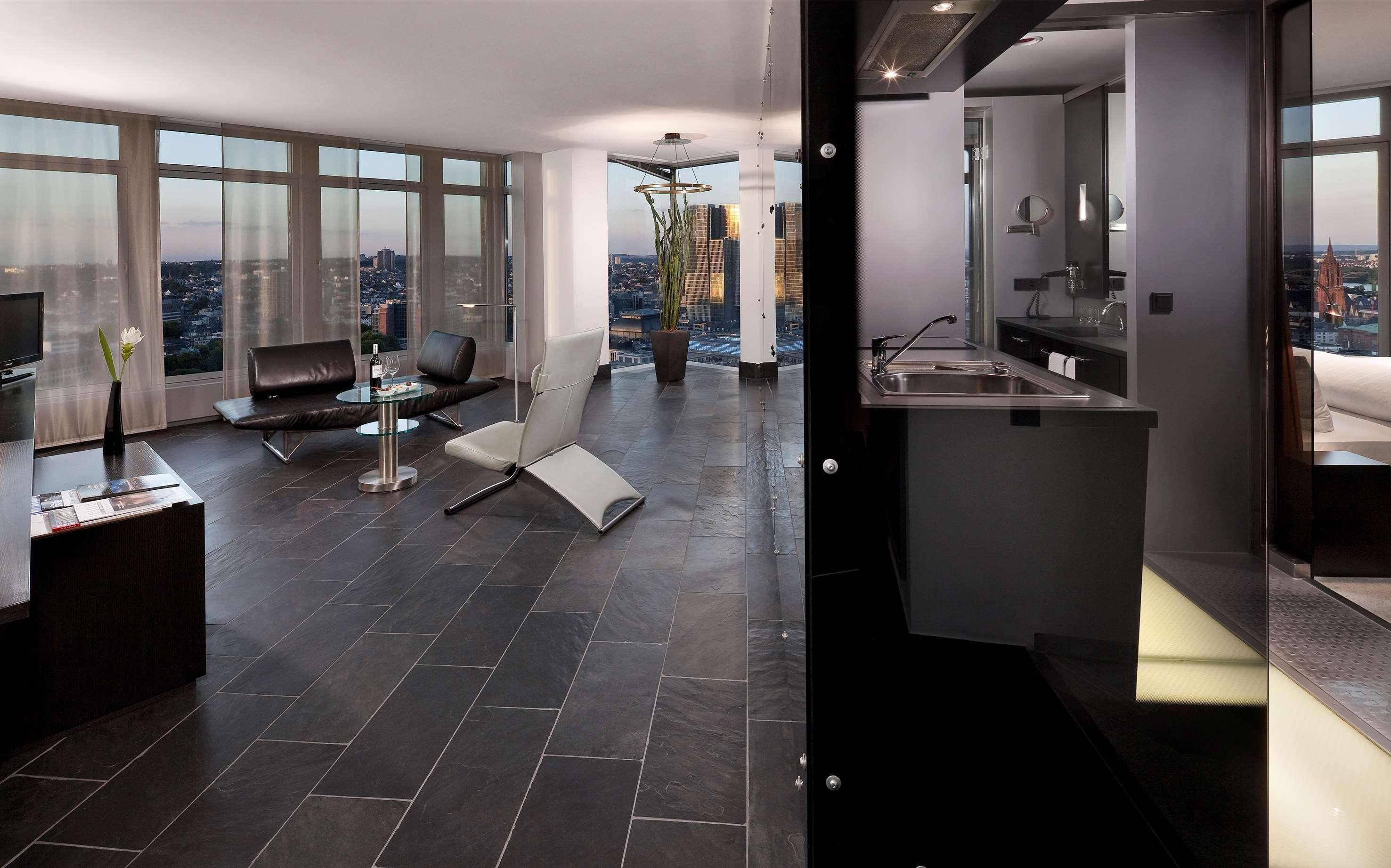 Hotel Innside By Meliá Frankfurt Eurotheum 4*