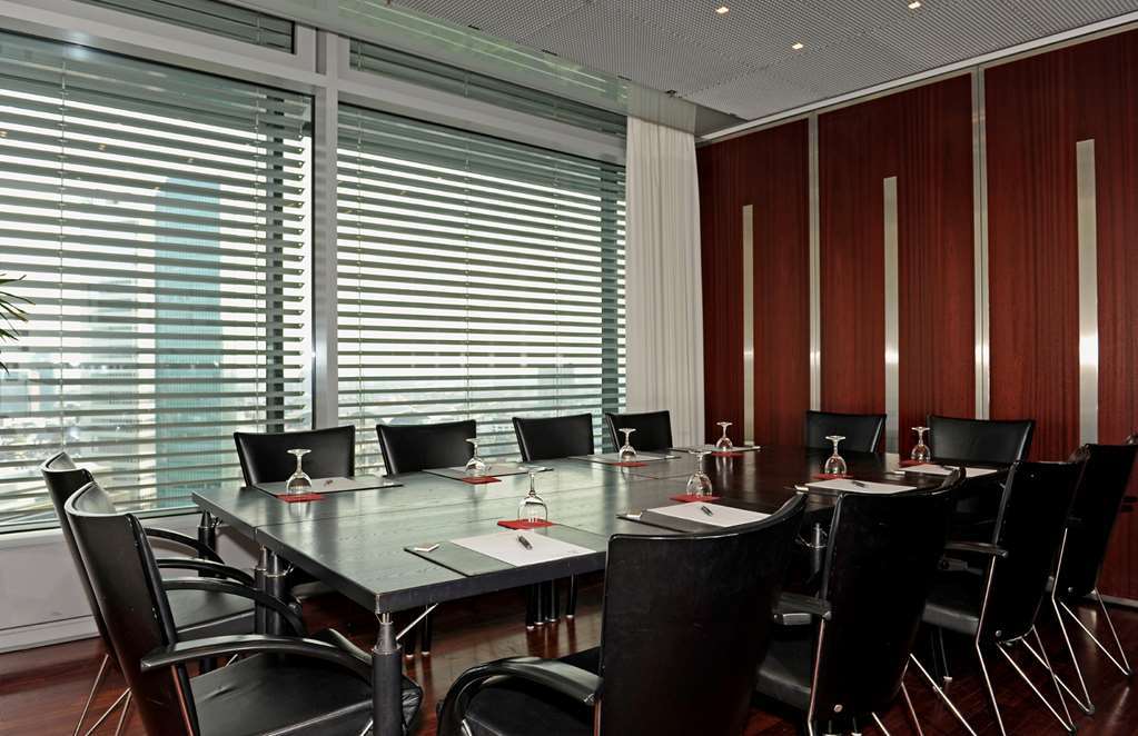 Innside By Meliá Frankfurt Eurotheum Hotel 4*